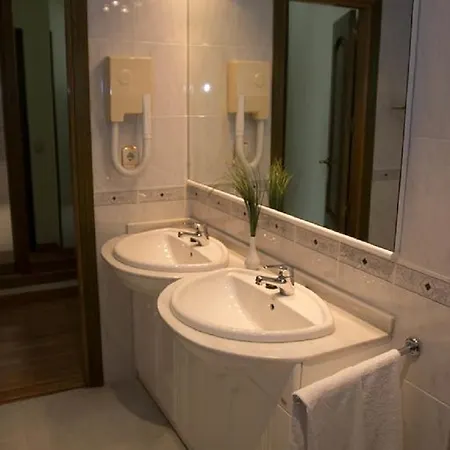 Ele Puerta De Monfrague Hotel Malpartida De Plasencia