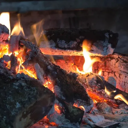 Ele Puerta De Monfrague 2*