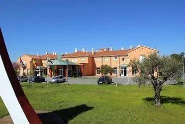 Ele Puerta De Monfrague Otel