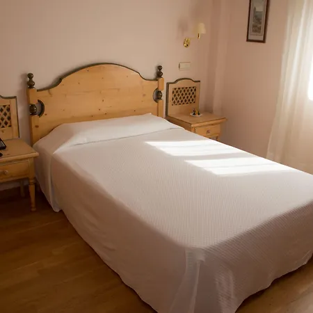 Ele Puerta De Monfrague 2* Malpartida De Plasencia