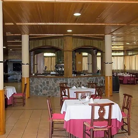 Hotel Ele Puerta De Monfrague Malpartida De Plasencia