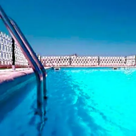 Ele Puerta De Monfrague Otel 2*
