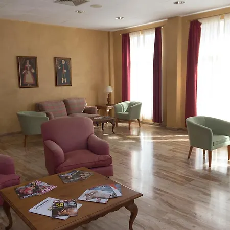 Hotel Ele Puerta De Monfrague Malpartida De Plasencia