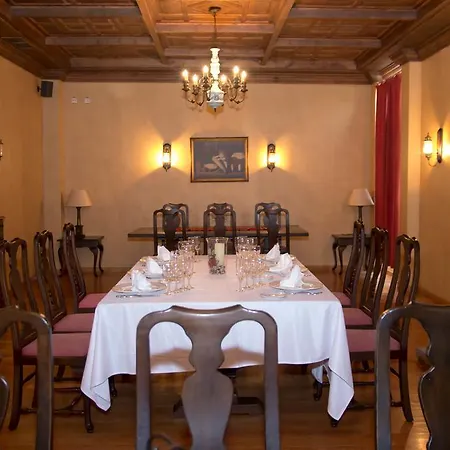 Ele Puerta De Monfrague Malpartida De Plasencia