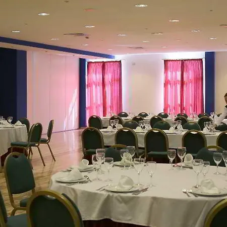 Ele Puerta De Monfrague Hotel 2*