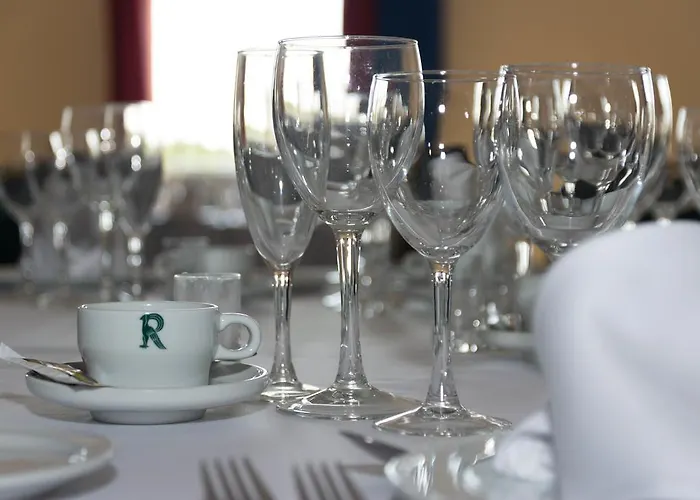 Ele Puerta De Monfrague Malpartida De Plasencia