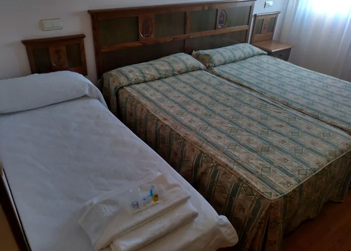 Ele Puerta De Monfrague