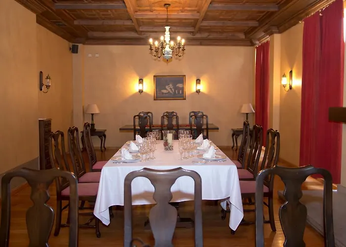 Ele Puerta De Monfrague Malpartida De Plasencia