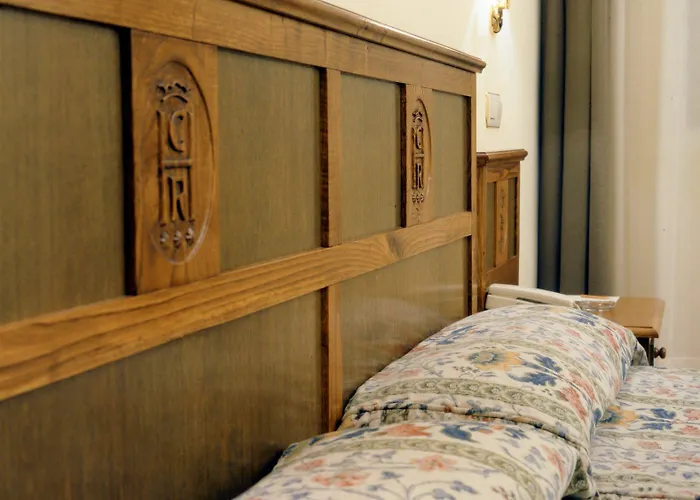 Hotel Ele Puerta De Monfrague 2*