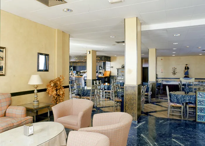 Ele Puerta De Monfrague Malpartida De Plasencia