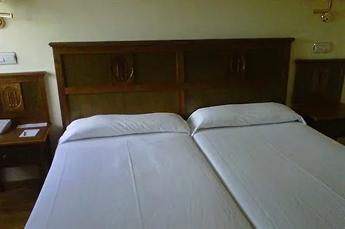 Hotel Ele Puerta De Monfrague