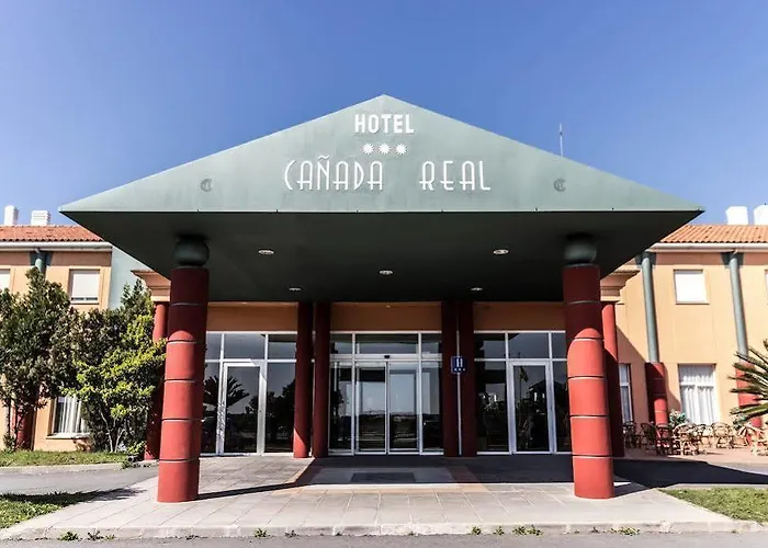 Ele Puerta De Monfrague Hotel 2*