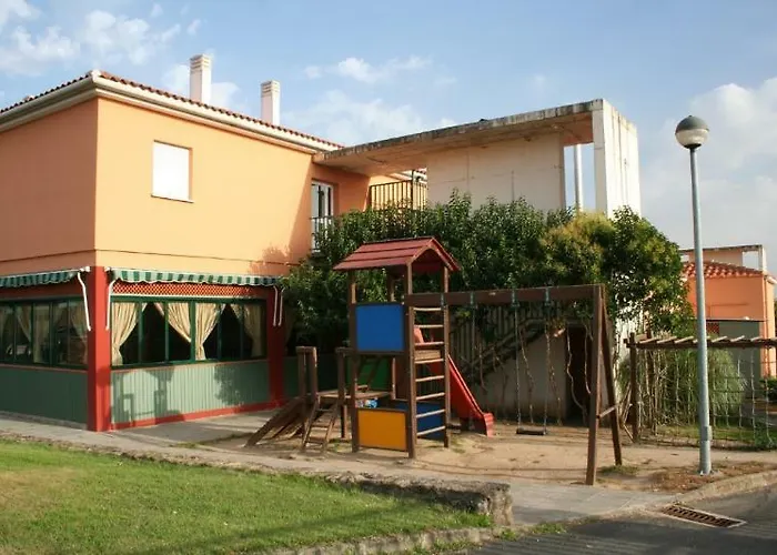 Hotel Ele Puerta De Monfrague 2*